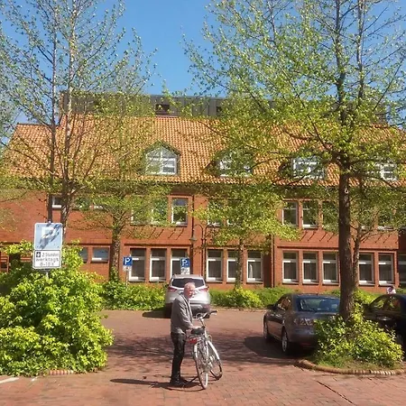 Brunnenstrasse Apartment